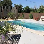 In Saint-jean With Terrace Frontenay-sur-Dive