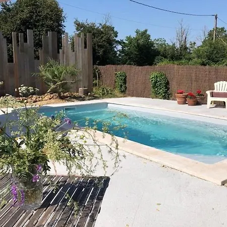 In Saint-jean With Terrace Frontenay-sur-Dive